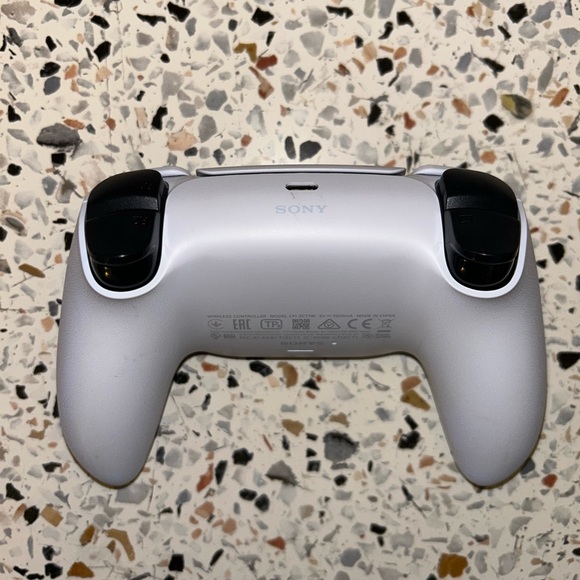 Playstation 5 Controller - Lightly Used - Picture 2 of 2